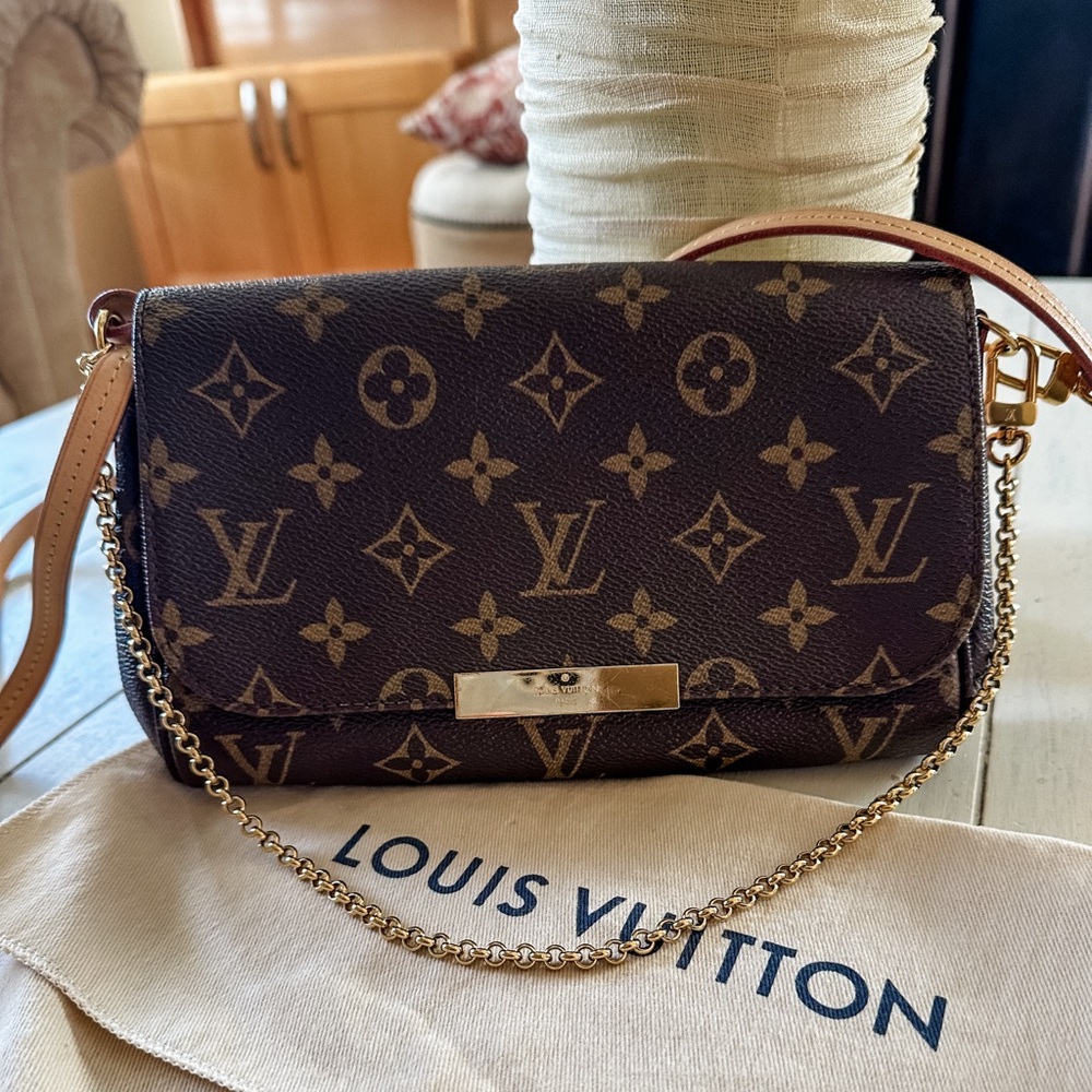 Louis Vuitton Monogram Favorite PM